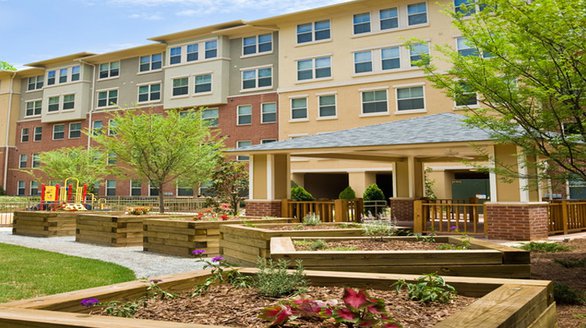 exterior view at Candler Forrest located in Decatur, GA